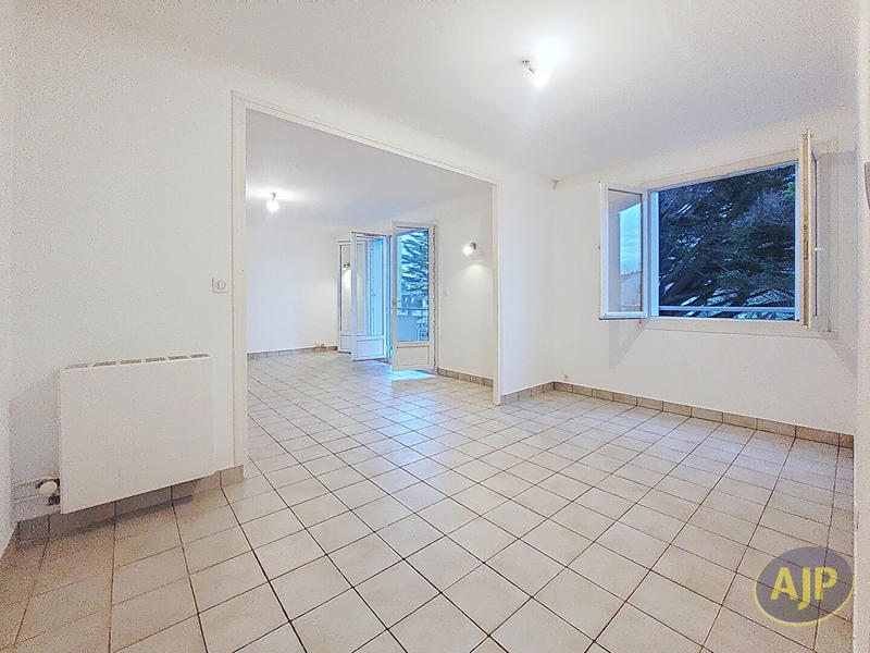 Appartement - 91 m² - 4 pièces