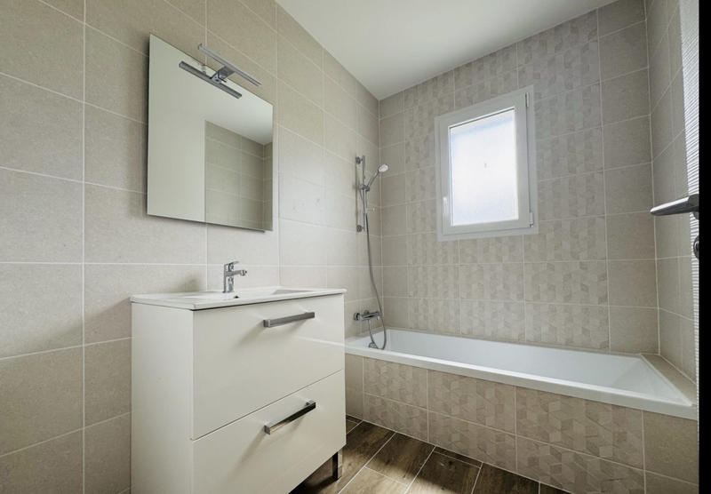 Maison traditionnelle - 106 m² - 4 pièces