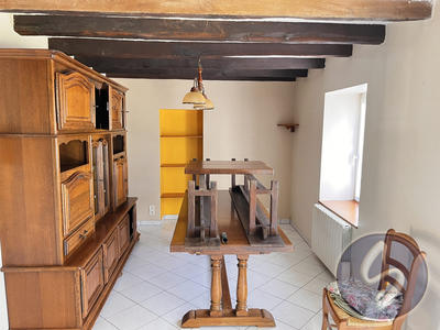 Maison traditionnelle - 82 m² - 4 pièces