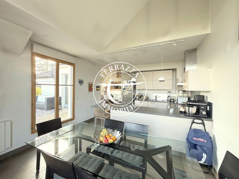 Appartement - 101 m² - 5 pièces