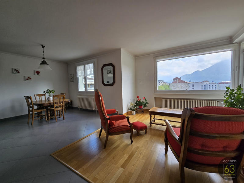 Appartement - 74 m² - 3 pièces