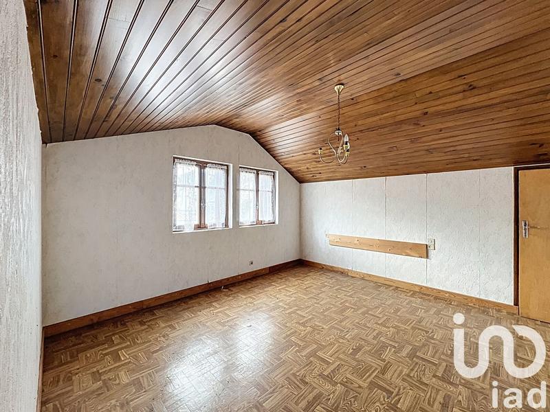 Maison - 186 m² - 10 pièces