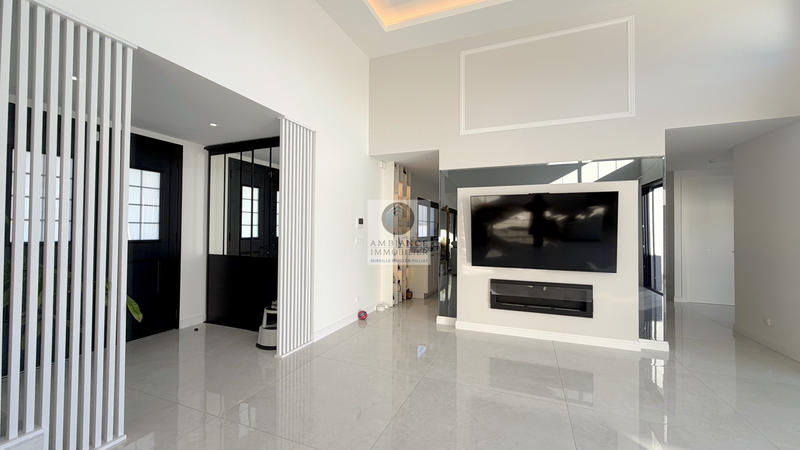 Maison - 173 m² - 5 pièces