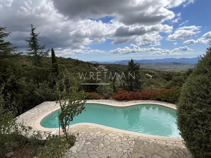 Villa - 260 m² - 7 pièces