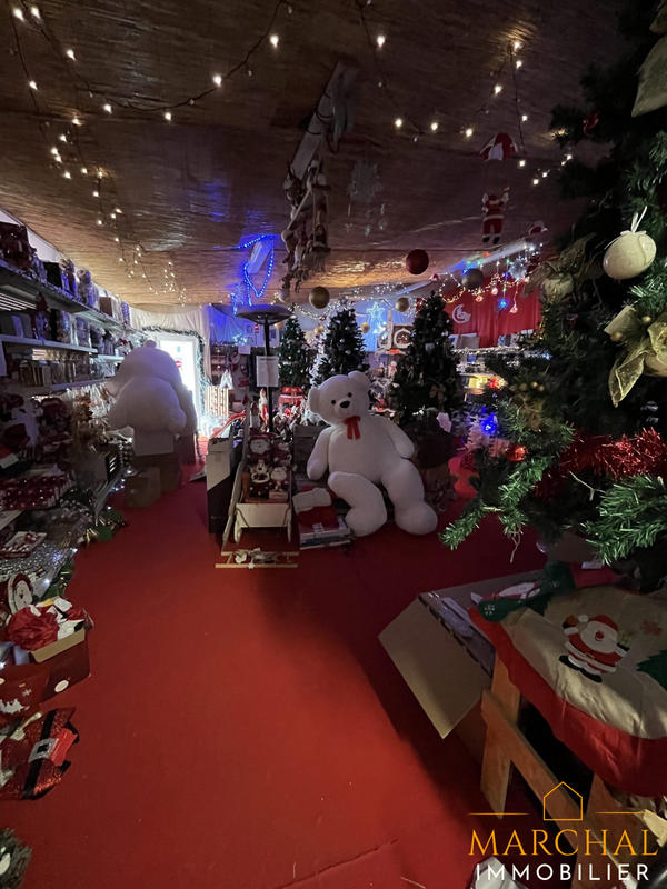 Fonds de commerce - 700 m²