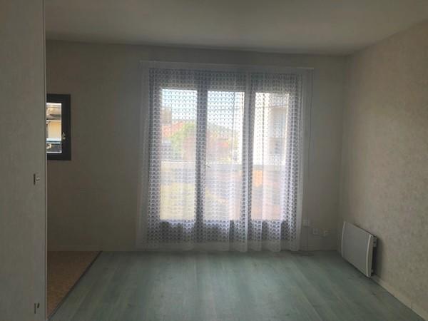 Studio - 24 m² - 1 pièce