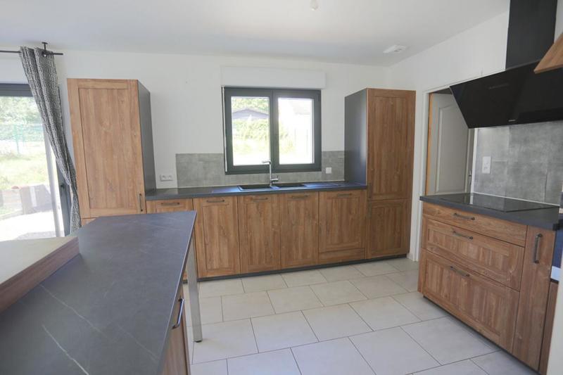 Maison - 97 m² - 5 pièces