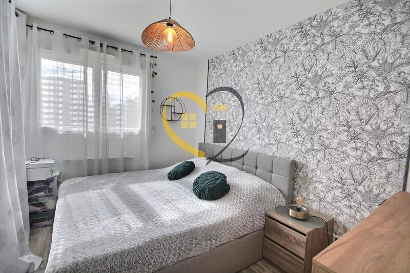 Maison - 110 m² - 6 pièces