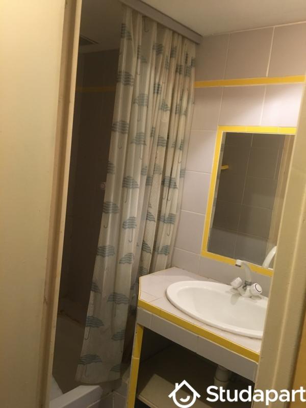 Chambre - 15 m² - 1 pièce