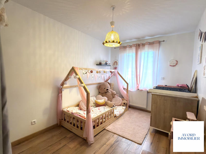 Maison - 93 m² - 4 pièces