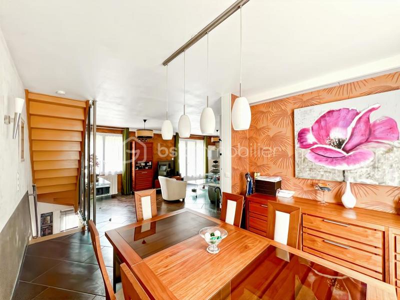 Maison traditionnelle - 124 m² - 6 pièces