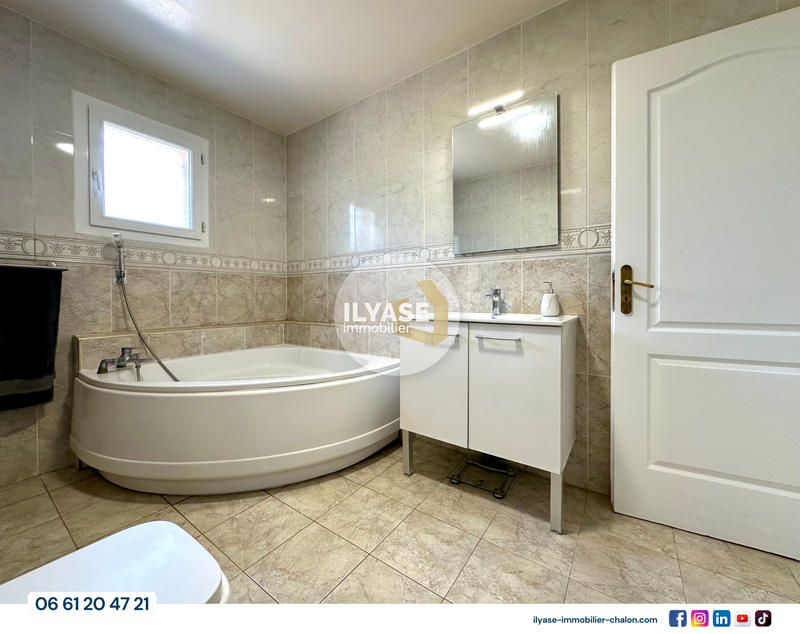 Maison - 117 m² - 5 pièces