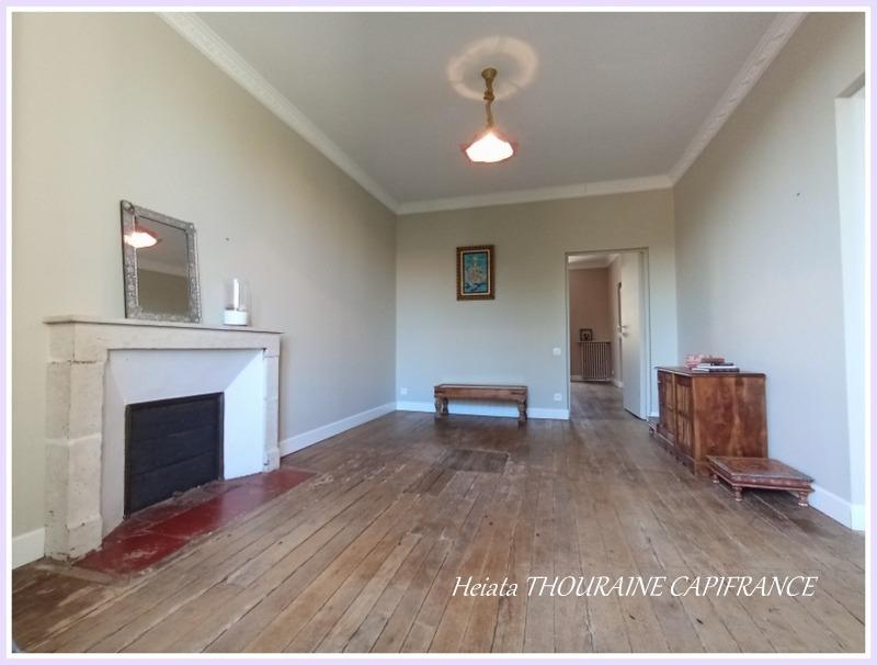 Maison - 267 m² - 9 pièces