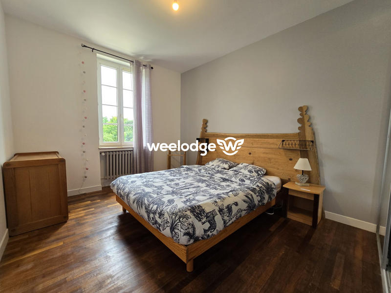 Maison - 282 m² - 13 pièces