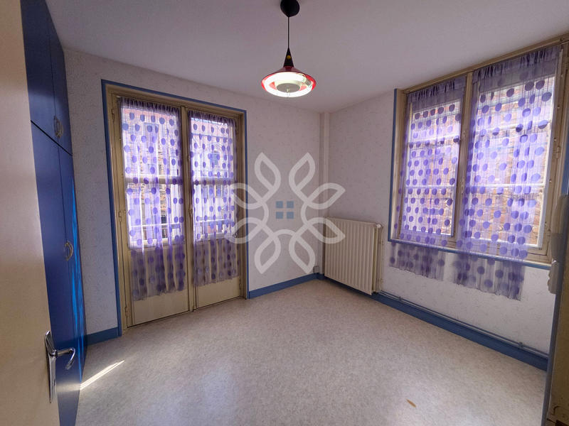 Maison - 160 m² - 9 pièces