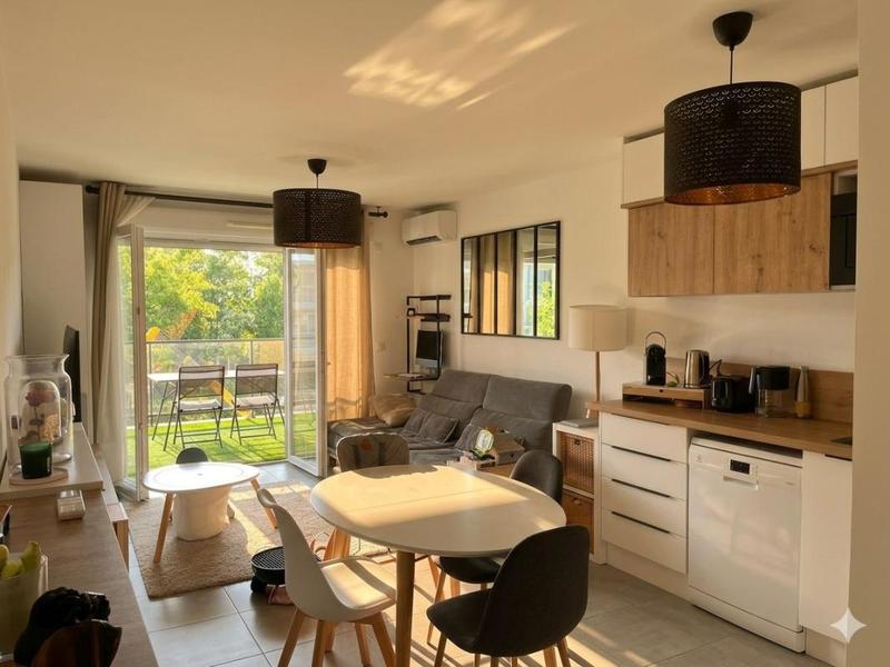 Appartement - 60 m² - 3 pièces