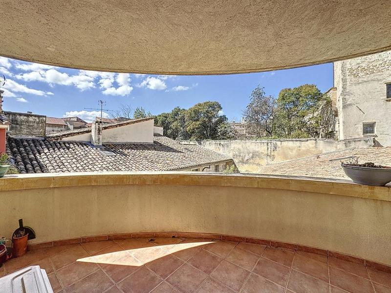 Appartement - 90 m² - 3 pièces