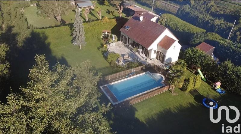 Maison - 148 m² - 8 pièces