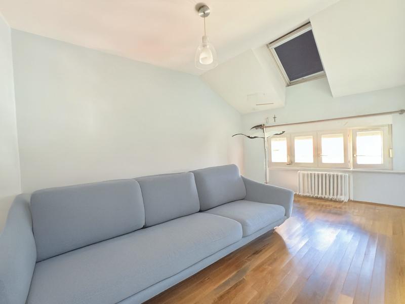 Maison ancienne - 290 m² - 12 pièces