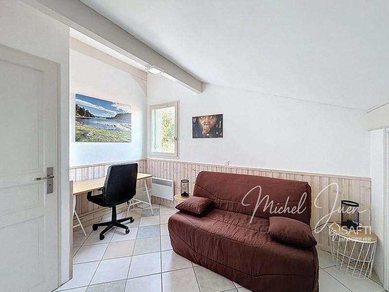 Maison - 140 m² - 5 pièces