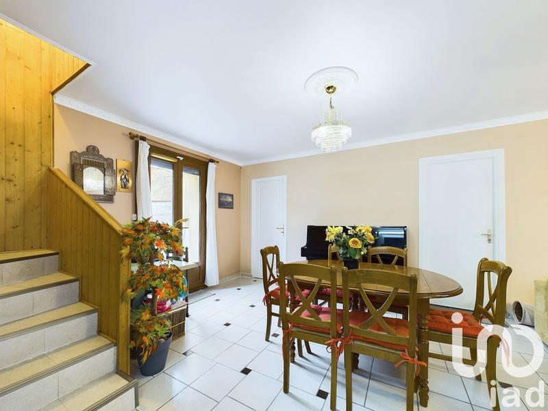 Maison - 112 m² - 6 pièces