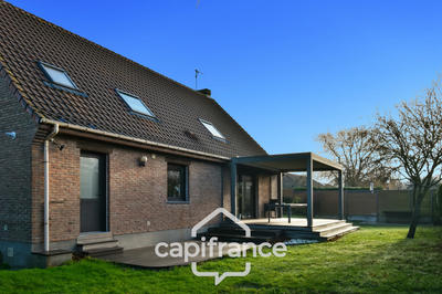 Maison - 203 m² - 7 pièces