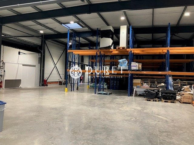Local d'activités - 1 445 m²