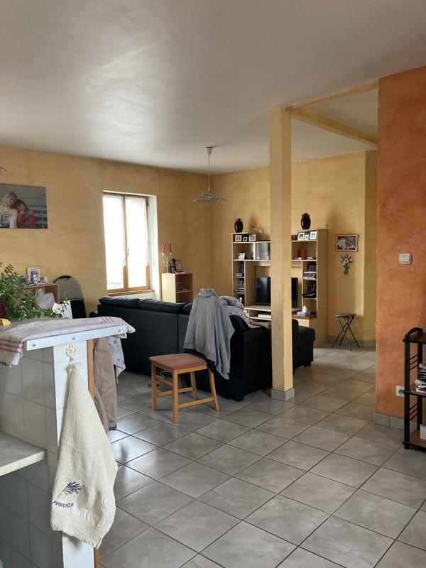 Appartement - 80 m² - 4 pièces
