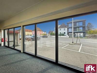 Local commercial - 327 m² - 2 pièces