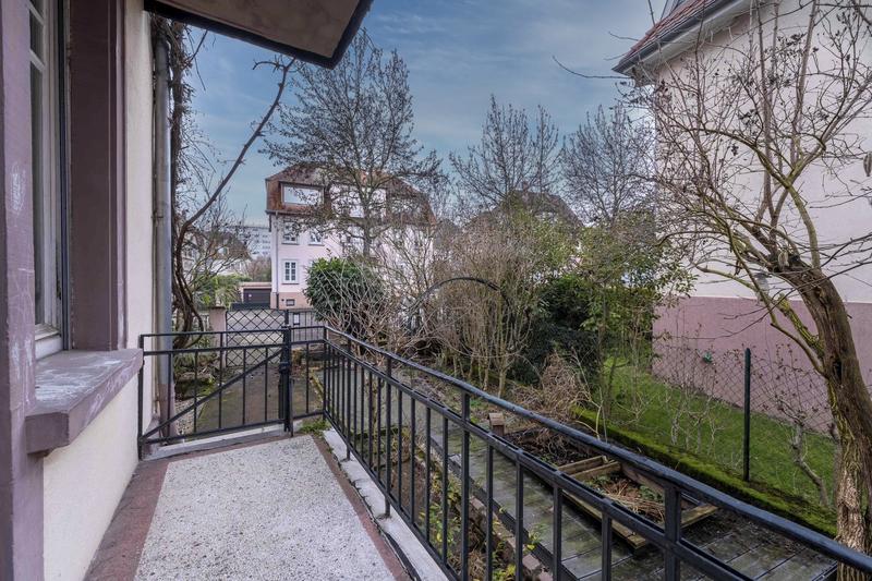 Appartement - 160 m² - 6 pièces