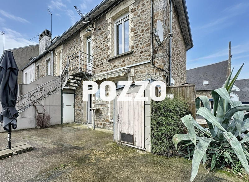 Local commercial - 155 m² - 7 pièces