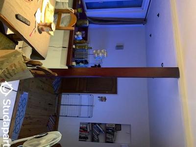 Chambre - 15 m² - 1 pièce