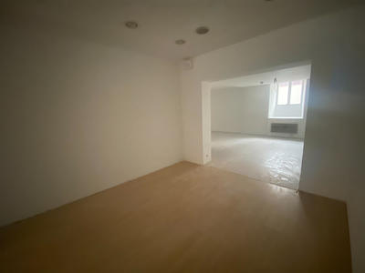 Local commercial - 80 m² - 2 pièces