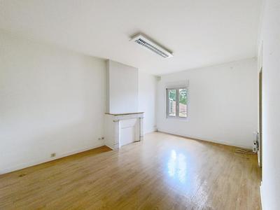 Local commercial - 136 m²