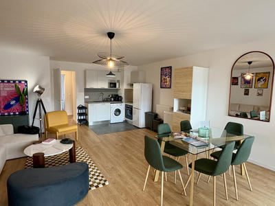 Chambre - 22 m² - 6 pièces