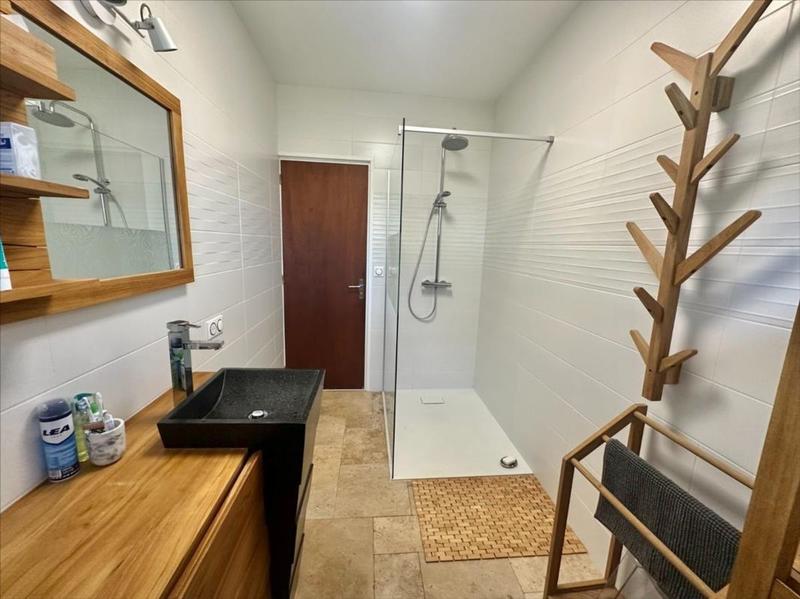 Maison - 204 m² - 8 pièces