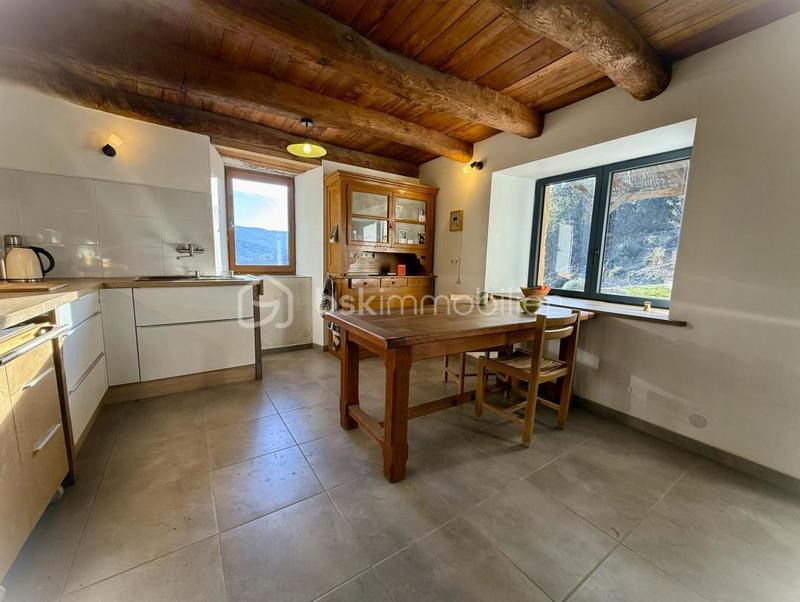 Mas - 90 m² - 5 pièces