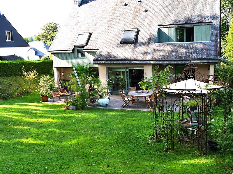 Maison - 168 m² - 7 pièces