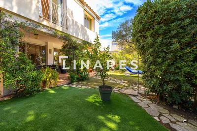 Villa - 196 m² - 6 pièces