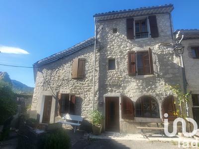 Maison de village - 130 m² - 5 pièces