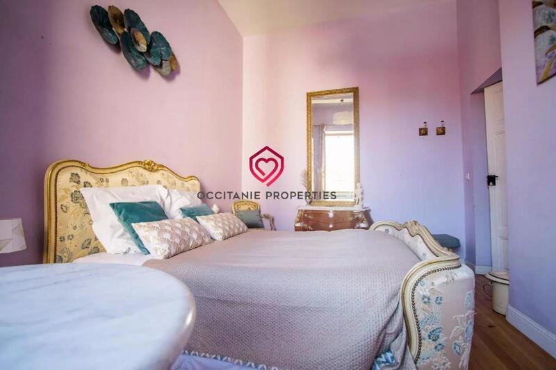 Maison de village - 226 m² - 8 pièces