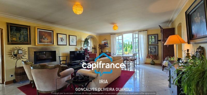 Maison d'architecte - 182 m² - 5 pièces