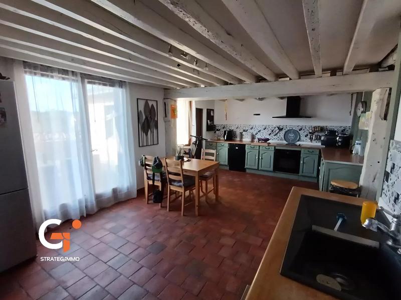 Maison - 141 m² - 7 pièces