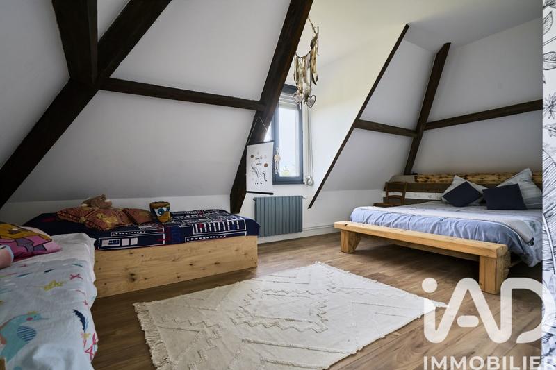 Maison - 180 m² - 7 pièces