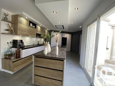 Maison - 141 m² - 7 pièces