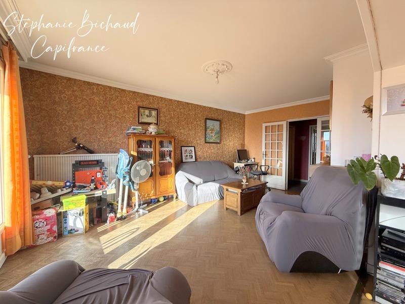 Appartement - 98 m² - 4 pièces