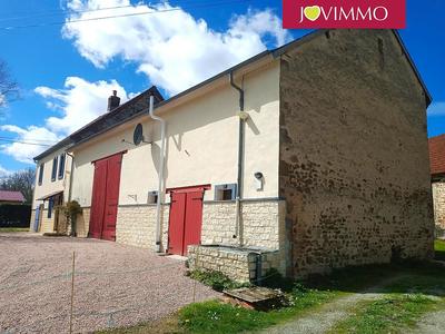 Maison - 393 m² - 10 pièces