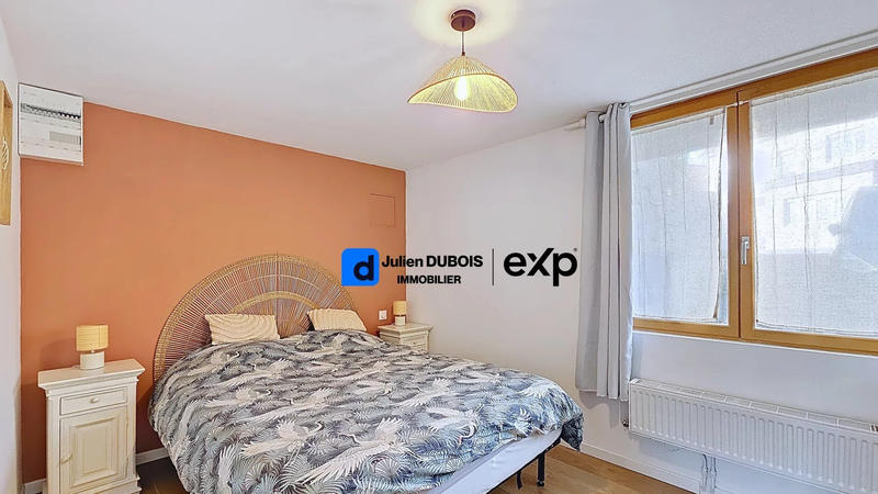 Maison traditionnelle - 119 m² - 6 pièces