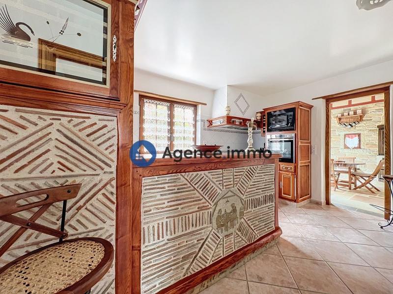 Maison traditionnelle - 160 m² - 5 pièces