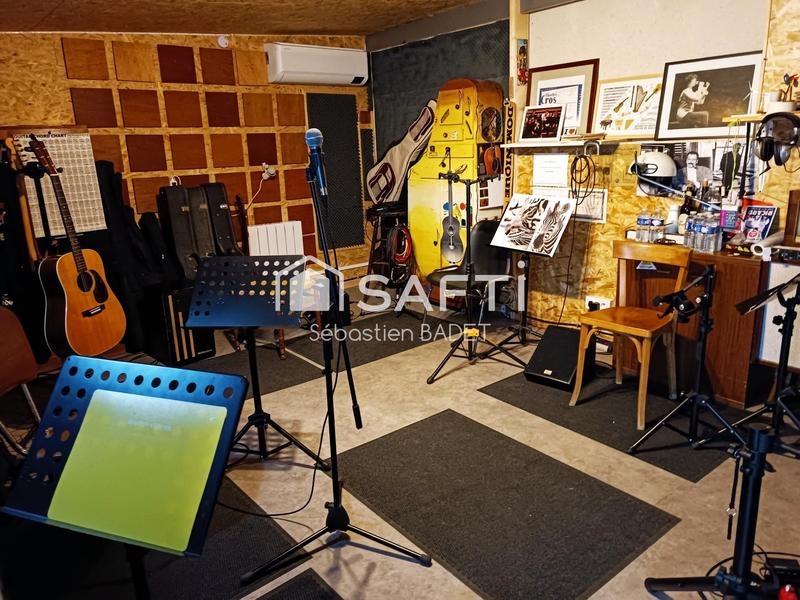 Maison - 193 m² - 7 pièces